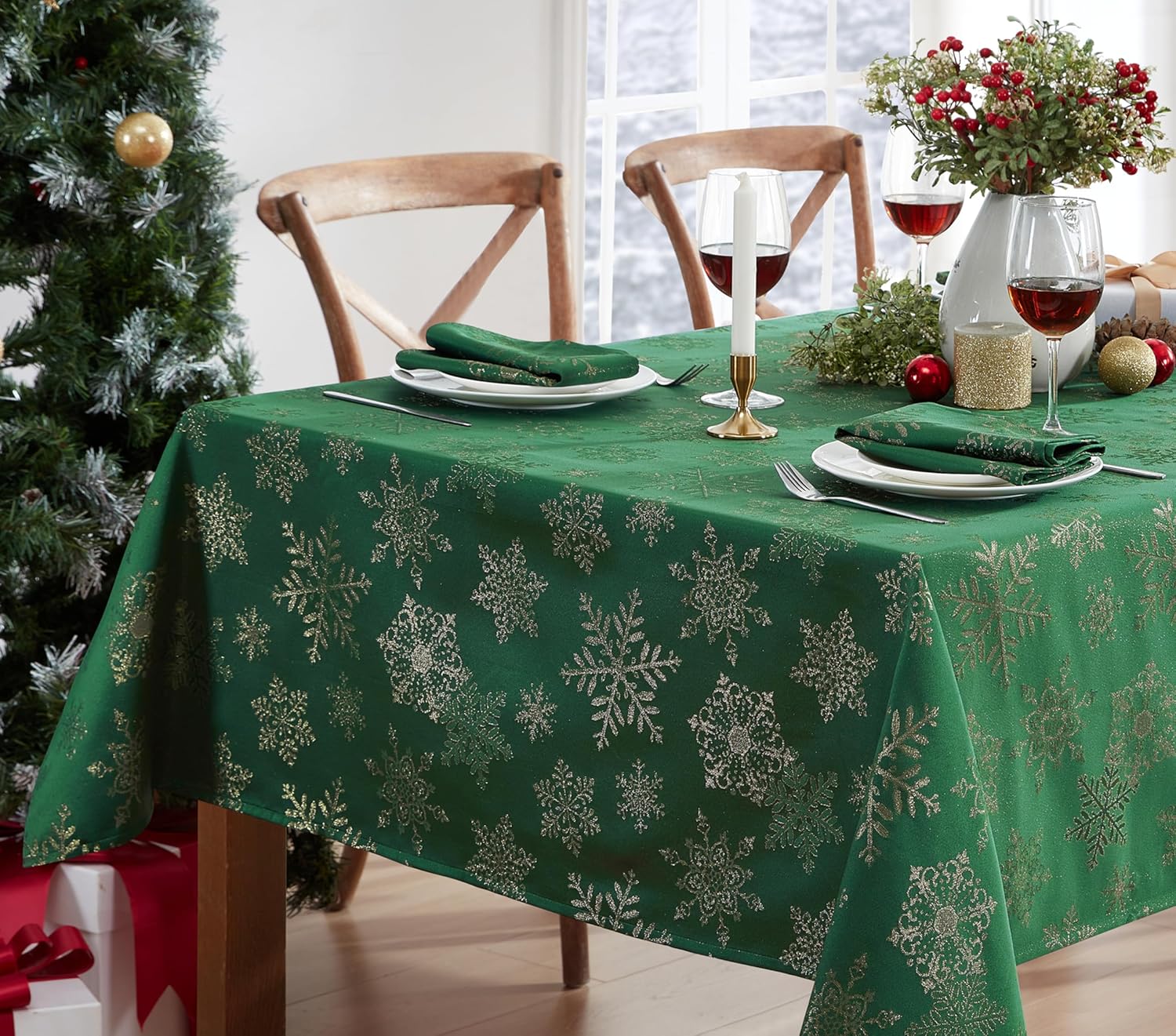 Newbridge Fancy – Mantel navideño de tela resistente a la suciedad, copos de nieve brillantes, lúrex tejido de fácil cuidado, cuadrado de 52 x 52