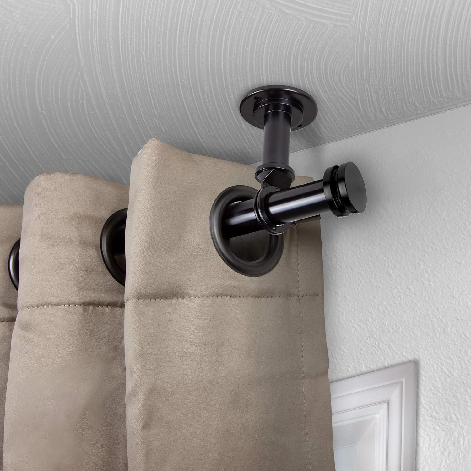 Rod Desyne 100-50-992CL Bun – Barra de cortina de techo de 1 pulgada, divisor de habitación, 120-170 pulgadas, color negro