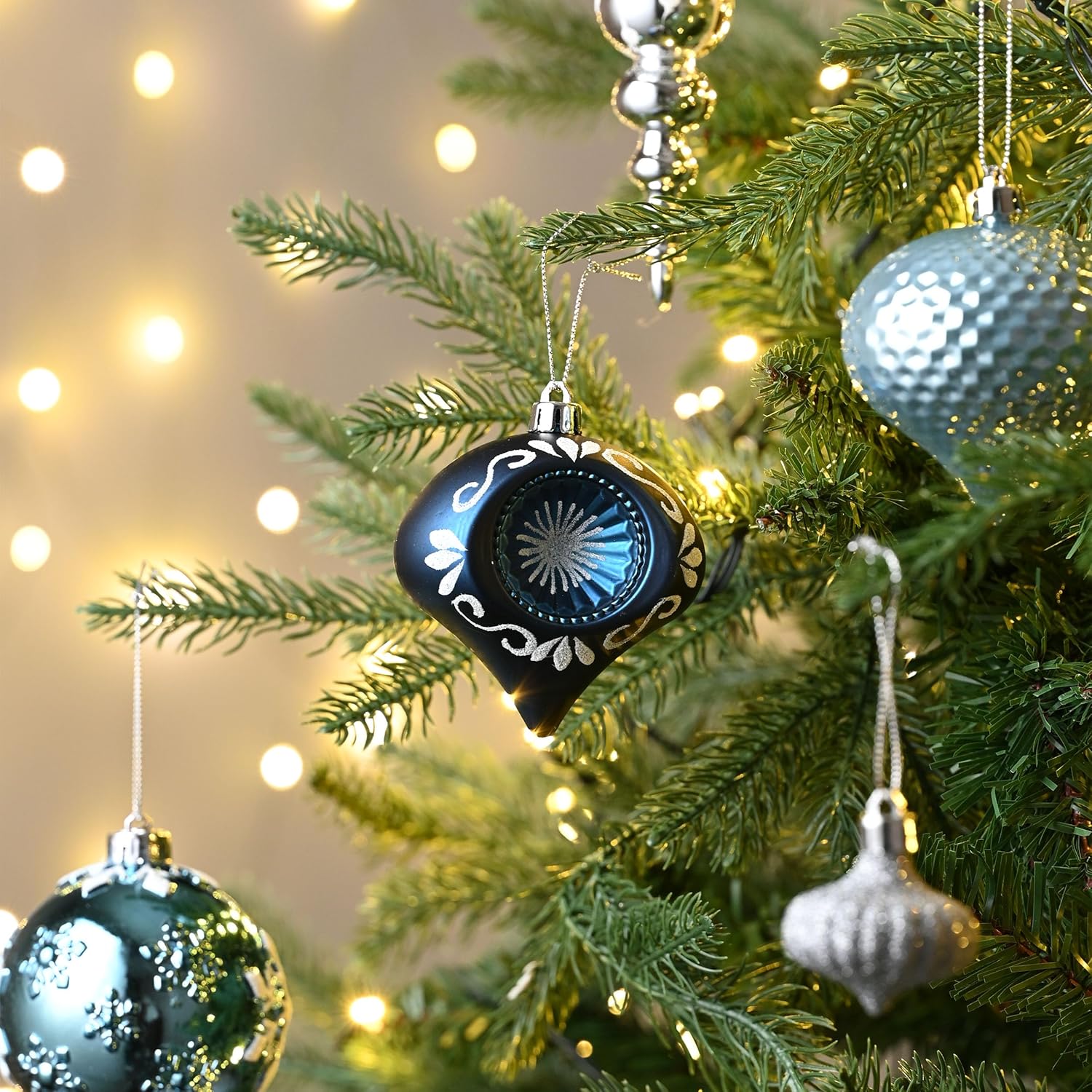 Valery Madelyn Adornos para árbol de Navidad, 70 unidades, color azul marino y plata, juego de bolas de Navidad inastillables, adorno colgante de