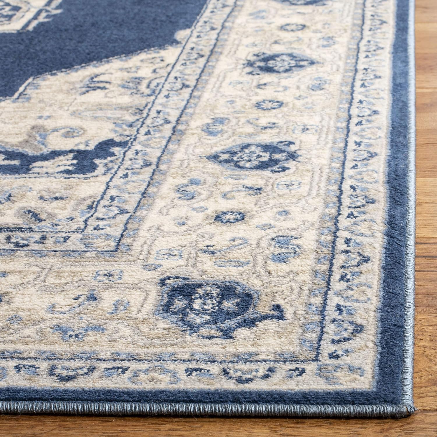 SAFAVIEH Brentwood Collection BNT865N – Camino para sala de estar, dormitorio, no desprende pelusa, 2 pies x 16 pies, color azul marino y crema