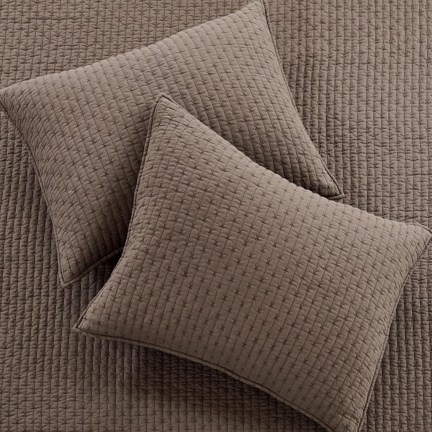 Levtex Home – Juego de edredón de punto de cruz de cacao – 100% algodón – Colcha matrimonialQueen (88 x 92 pulgadas) + 2 fundas estándar (26 x 20