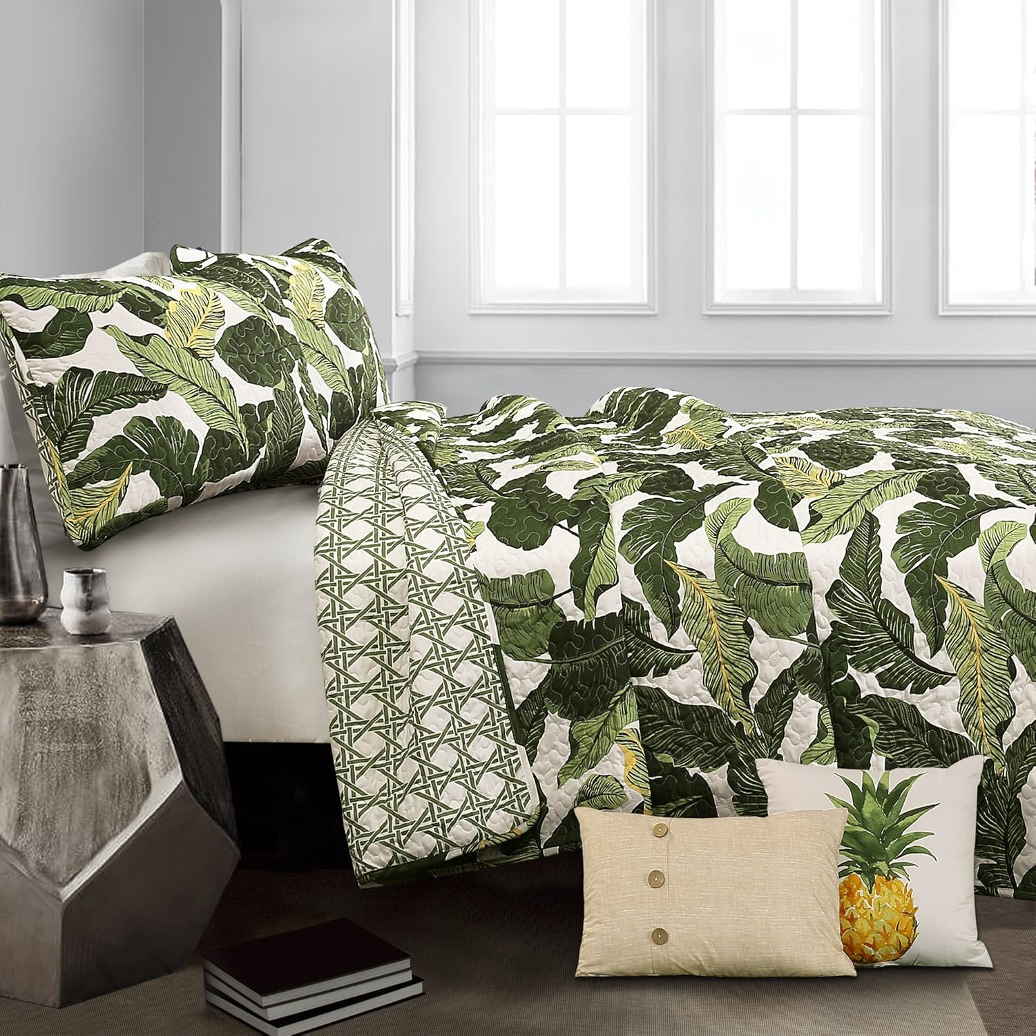 Lush Decor Juego de ropa de cama reversible de 5 piezas con diseño de paraíso tropical verde y hojas de palmera