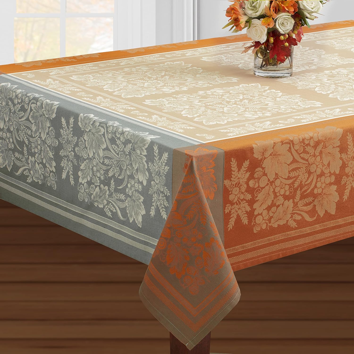 Benson Mills Harvest Gathering – Mantel de tela jacquard pesada para otoño, cosecha y Acción de Gracias (marrón topo, cuadrado de 52 x 52 pulgadas)