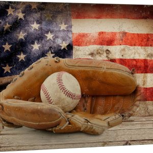 .Wall26, lienzo de pared con pintura de pelota de tenis sobre piso de cancha. .Wall26, lienzo de pared con pintura de pelota de tenis sobre piso de cancha.