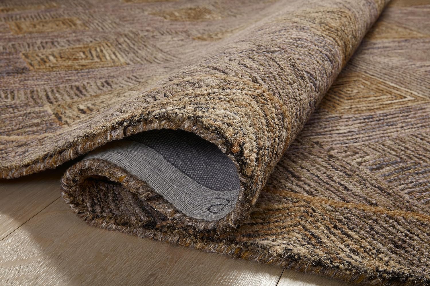 Loloi II Varena Collection VAR-04 – Alfombra decorativa de ciruelaoro de 2 pies y 3 pulgadas x 3 pies 9 pulgadas
