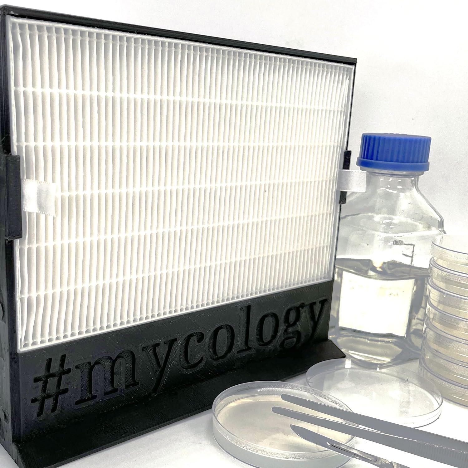Mycology – Mini campana de flujo laminar para transferencias estériles – 3D impreso de plástico reciclado, diseño único uno de uno (negro)