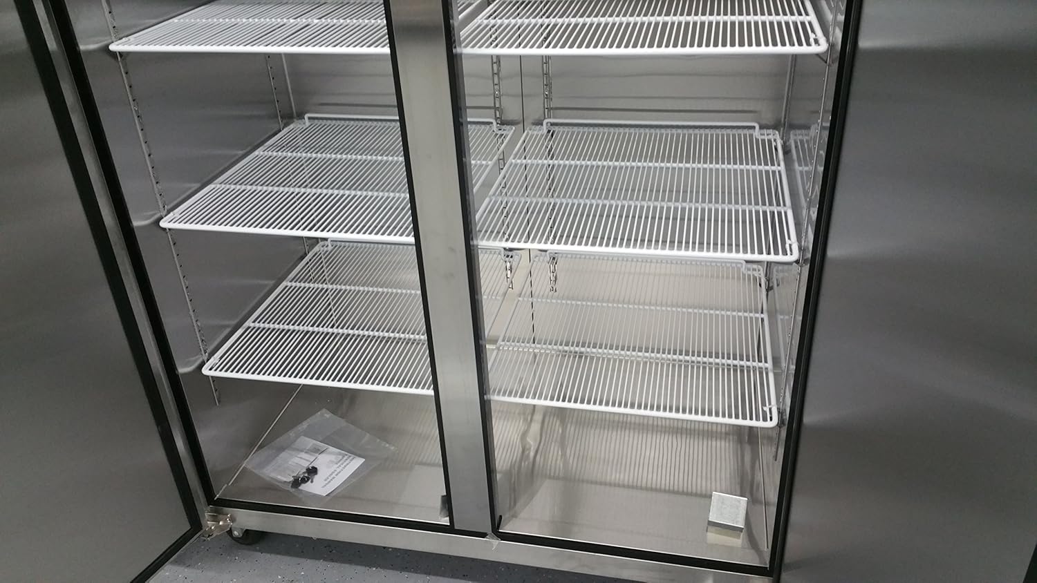 Alcance de acero inoxidable de 2 puertas en congelador comercial – MBF8002