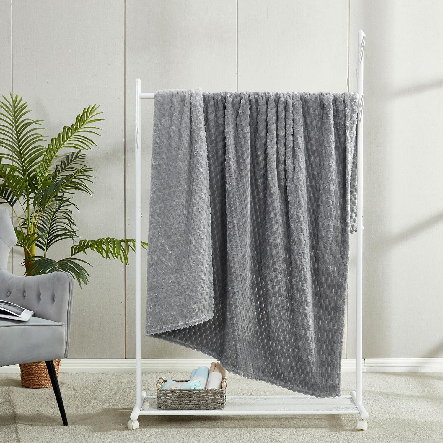 Manta decorativa de forro polar suave para sofá de 50 x 60 pulgadas, lujosa manta de franela de terciopelo con patrón 3D para dormitorio, manta