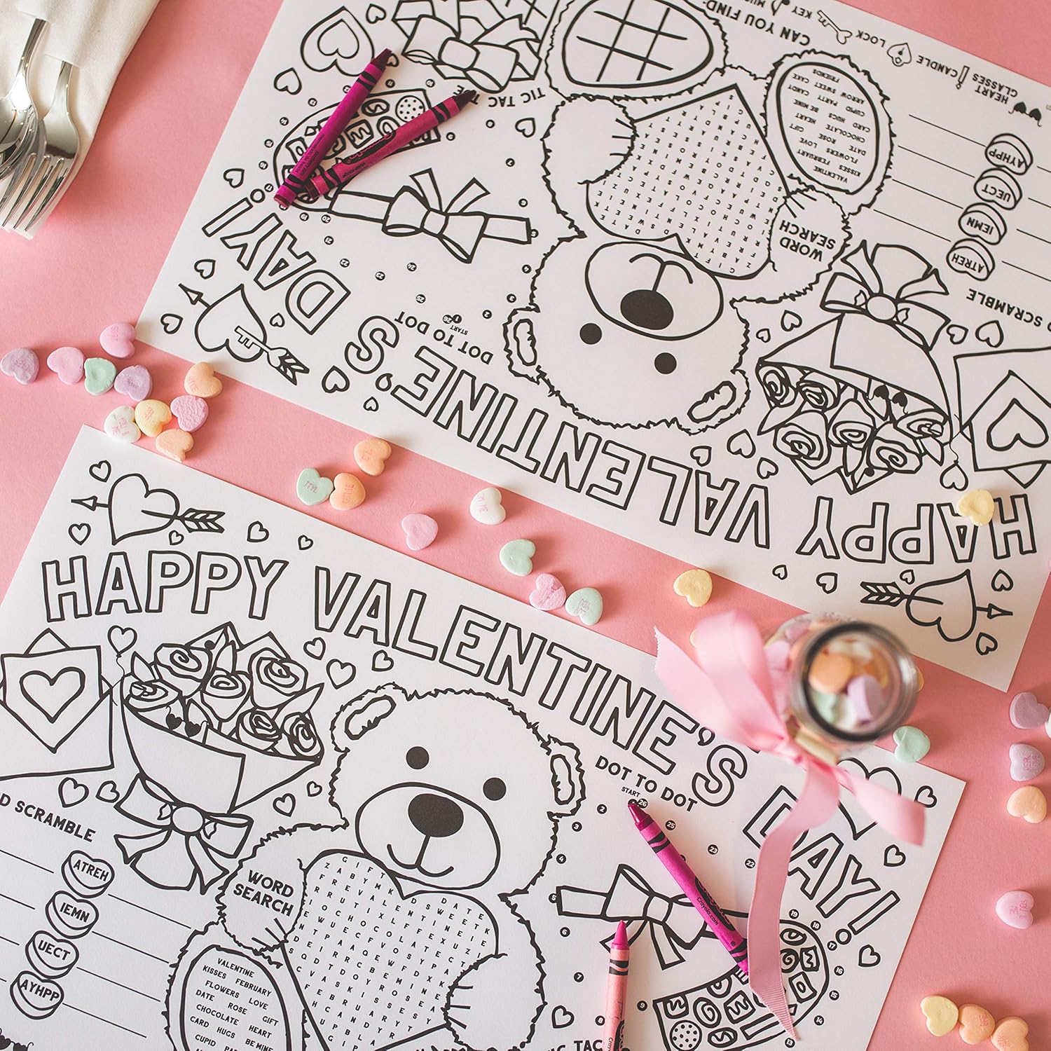 Tiny Expressions – Manteles individuales para colorear del día de San Valentín para niños  Paquete de 12 alfombrillas de papel desechables para mesa