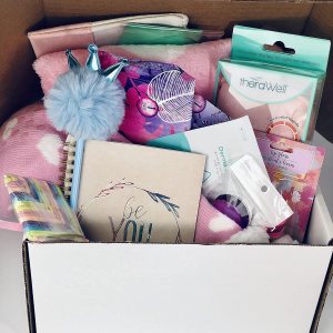 KUMEES – Kit cómodo para el período preadolescente para adolescentes y adolescentes con bolsa para llevar, manta calmanta, calambres y fríos, KUMEES – Kit cómodo para el período preadolescente para adolescentes y adolescentes con bolsa para llevar, manta calmanta, calambres y fríos,