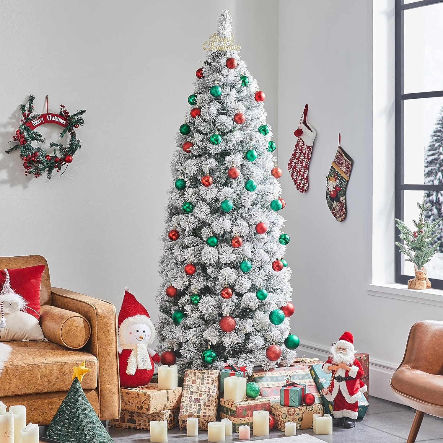 Yaheetech Árbol de Navidad flocado de nieve preiluminado de 6 pies, pino artificial con bisagras de alta calidad con 250 luces LED coloridas y 564
