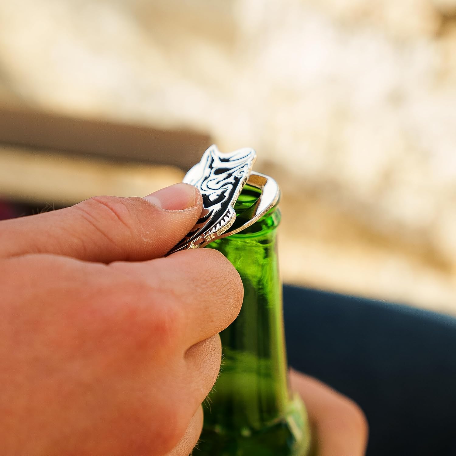 Abrebotellas con clip para sombrero de pez lubino, accesorio para gorra de pescador, perfecto para aventuras de pesca y regalos