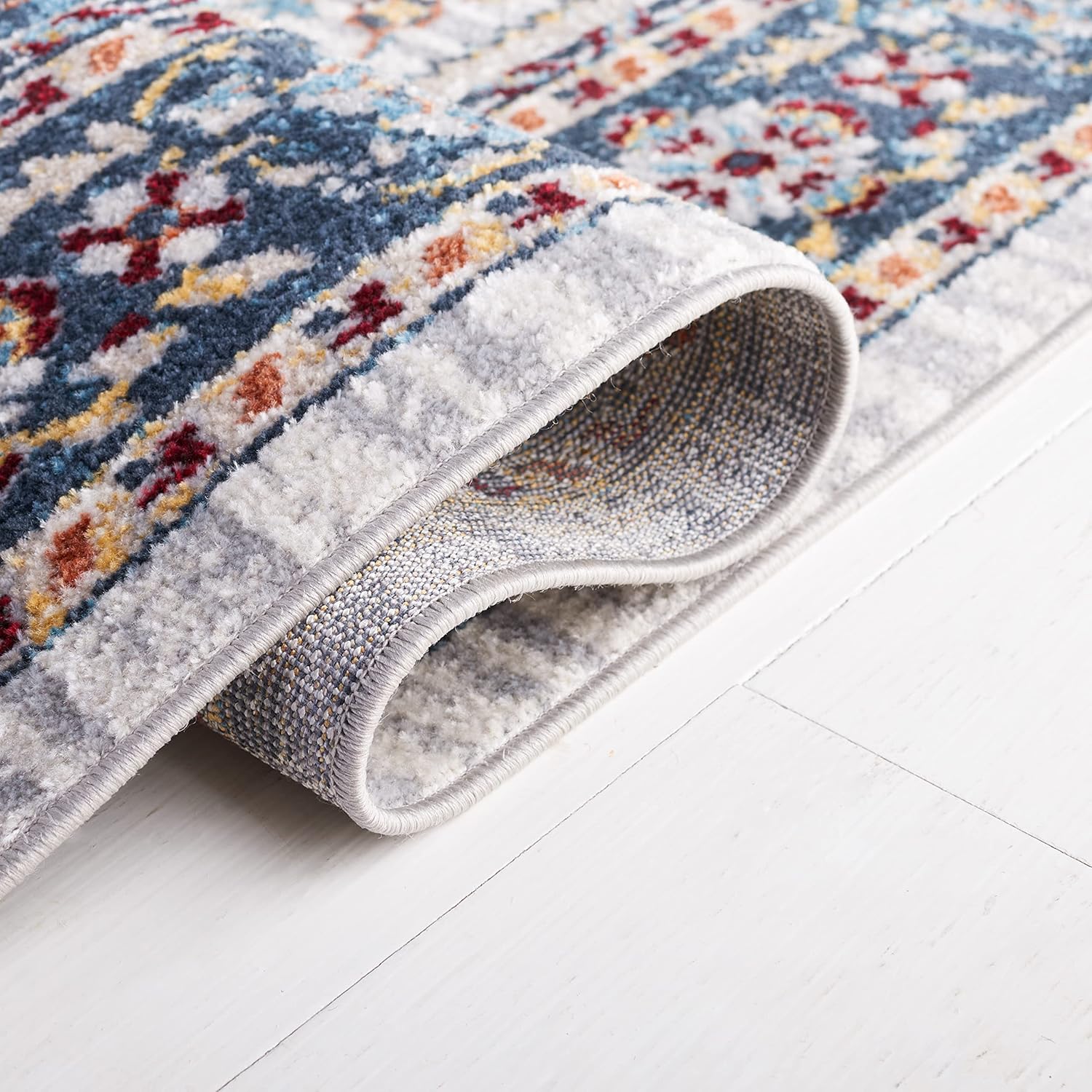 SAFAVIEH Bayside Collection – Alfombra de área, 5.3 x 7.6 pies, color azul y gris, diseño oriental tradicional, no desprende pelusa y de fácil