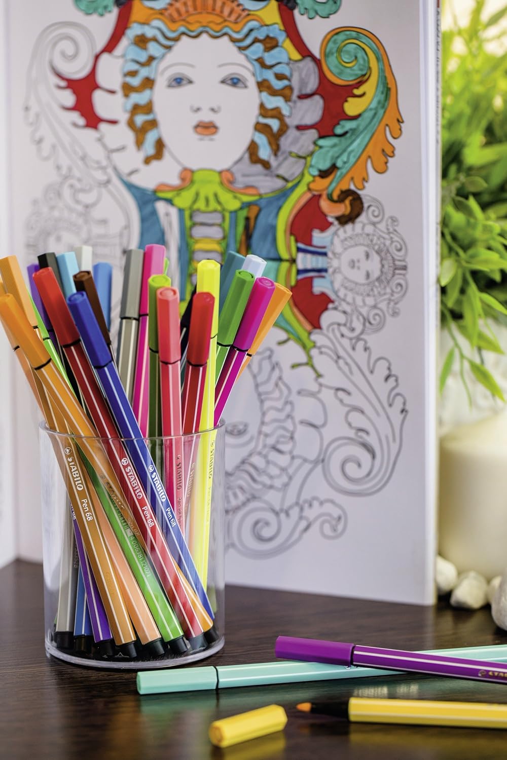 STABILO Bolígrafo de punta de fieltro premium 68 – Billetera de 8 – Tonos pastel