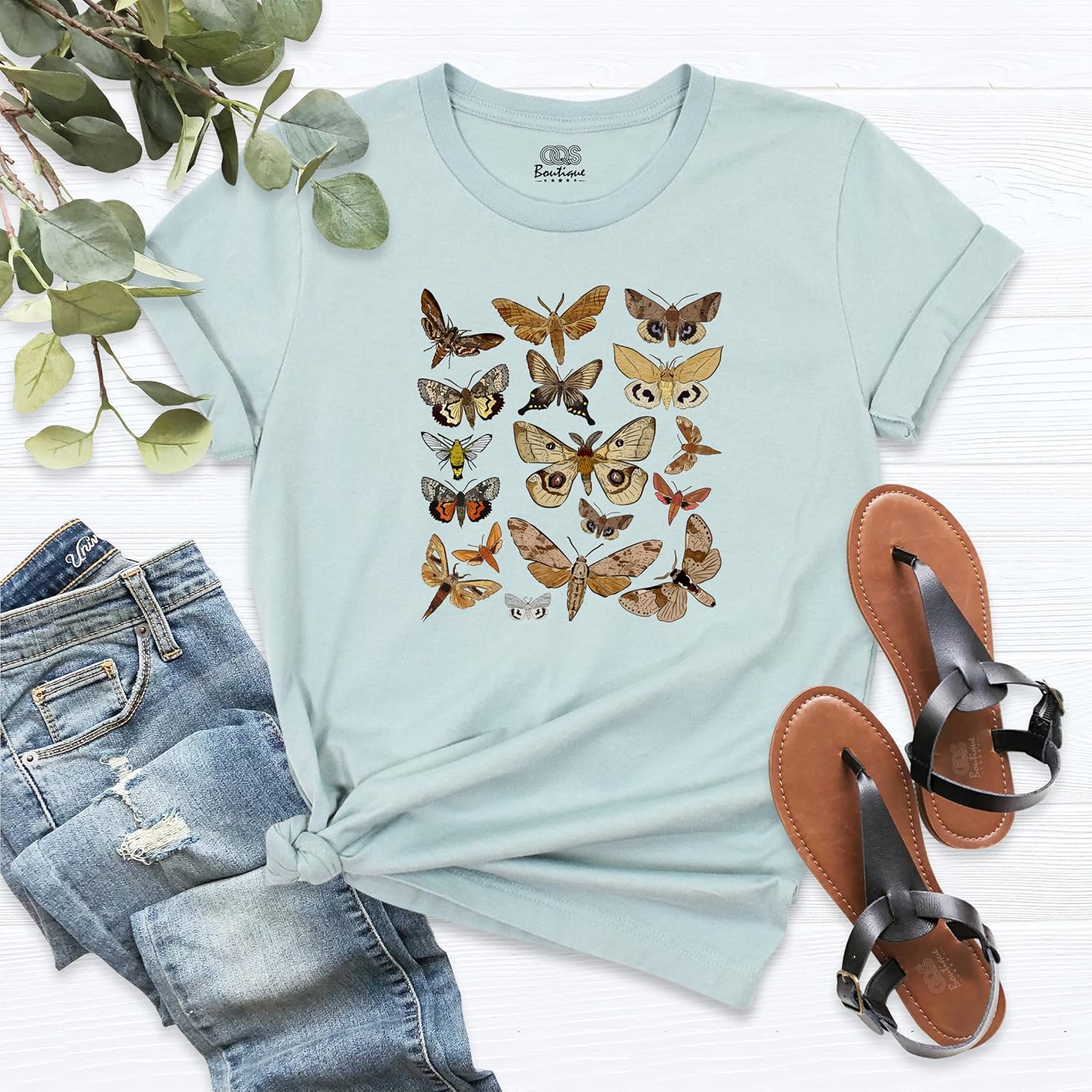 Aesthetic Moth Insect T-shirt, Cottagecore Nature Illustration Graphic Tee, Botanical Shirt, Unisex Entomology Clothes, Butterfly Spiritual T Shirt,