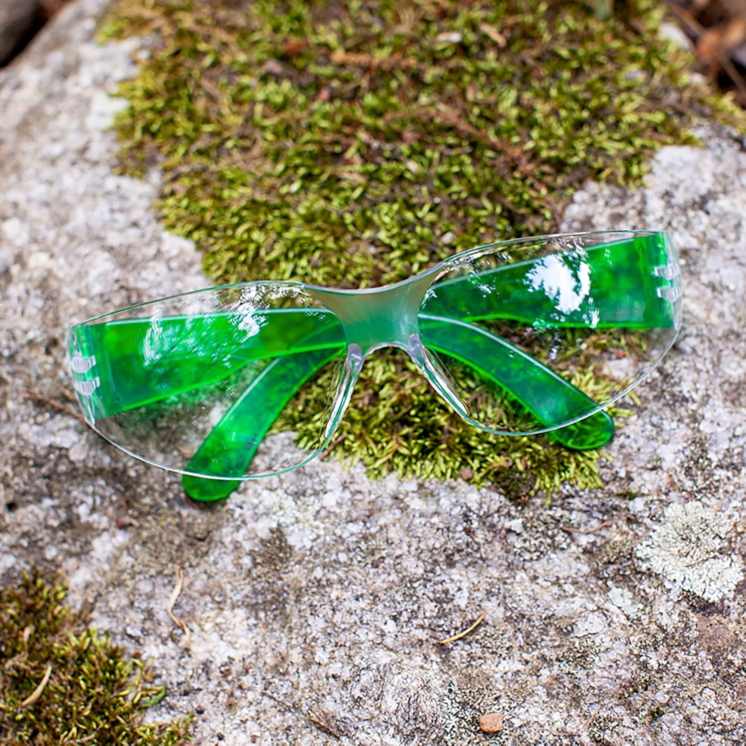 SAFE HANDLER BISON LIFE – Paquete de 24 pares de gafas de seguridad con patillas verdes con lente transparente, ANSI Z87, resistentes a impactos y