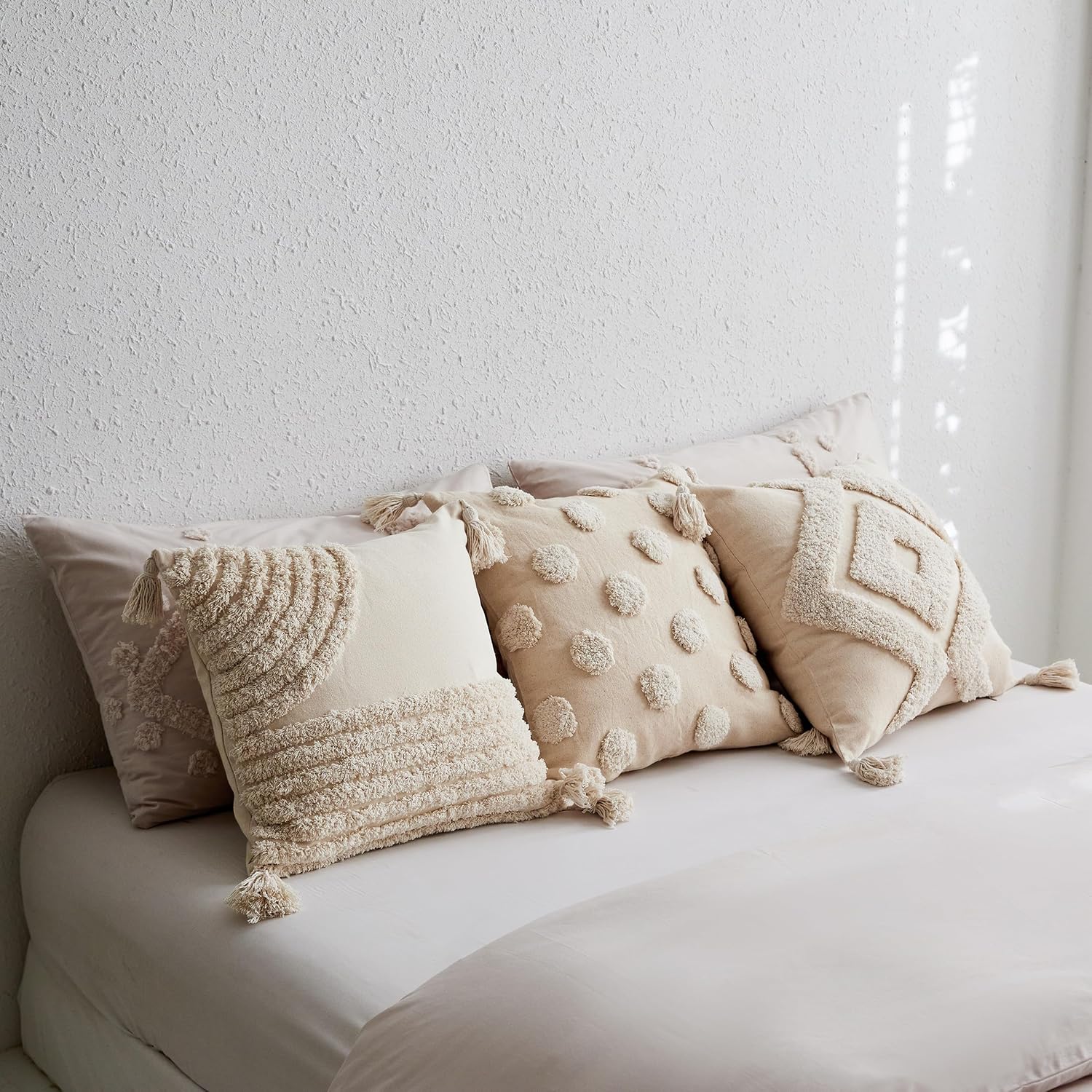 Simple&Opulence Juego de 2 fundas de cojín decorativas estilo bohemio copetudo, 18 x 18 pulgadas, 100 % algodón, con borlas para cama, sofá, sillón,