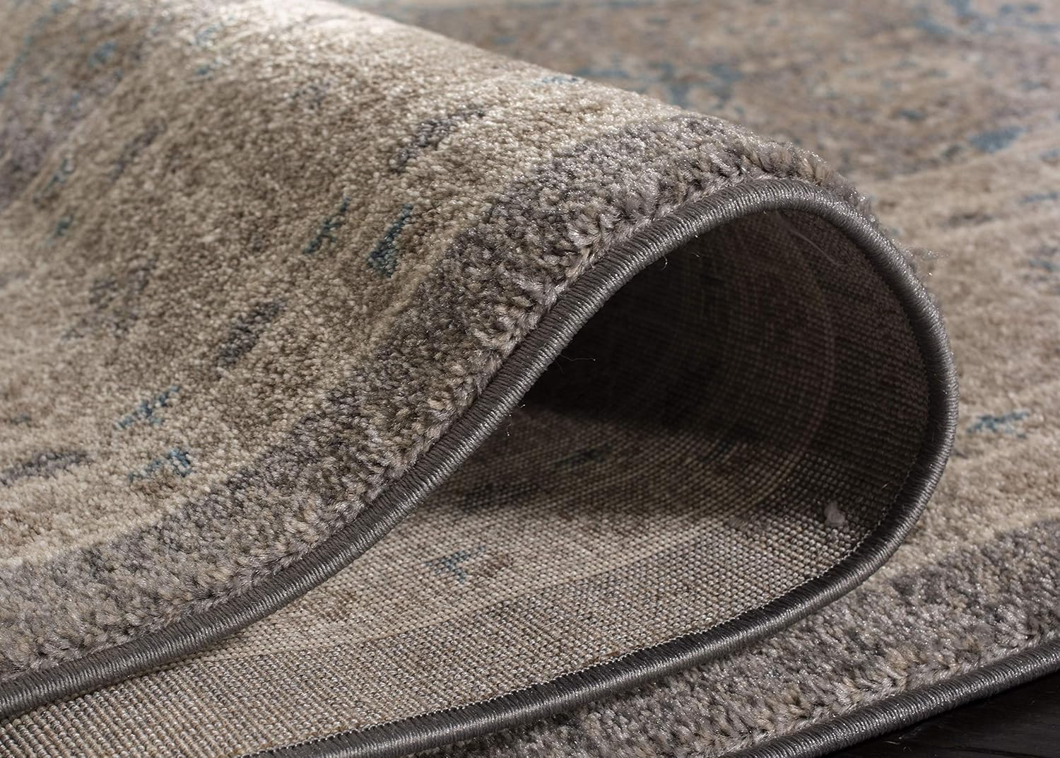 SAFAVIEH Sofia Collection SOF366B – Alfombra vintage oriental, envejecida, no desprende pelusa, para sala de estar, dormitorio, comedor, oficina en