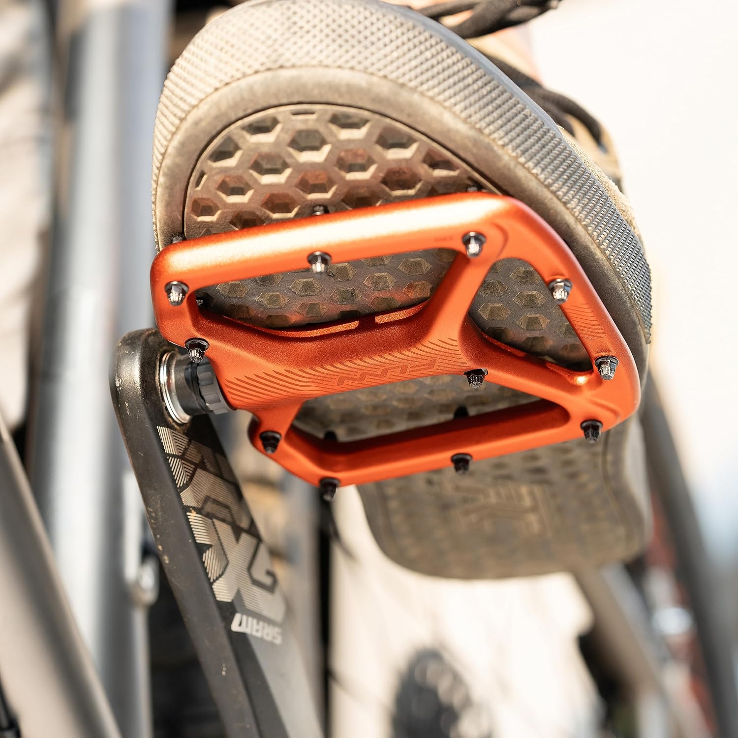 Funn Python – Pedales planos de bicicleta – Pedales de bicicleta de plataforma ancha para bicicleta de montaña BMXMTB, eje CrMo de 916 pulgadas