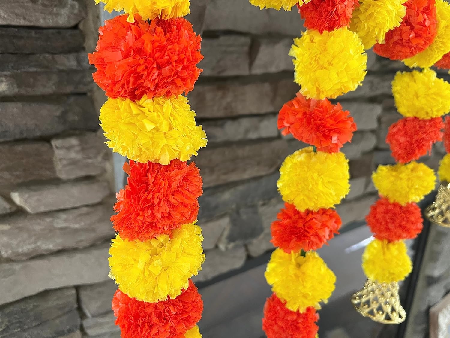 Toran para colgar en la puerta de caléndula de 5 pies, color amarillo y naranja  Thorans indio  Guirnalda de flores para Pooja Mandir, puerta,