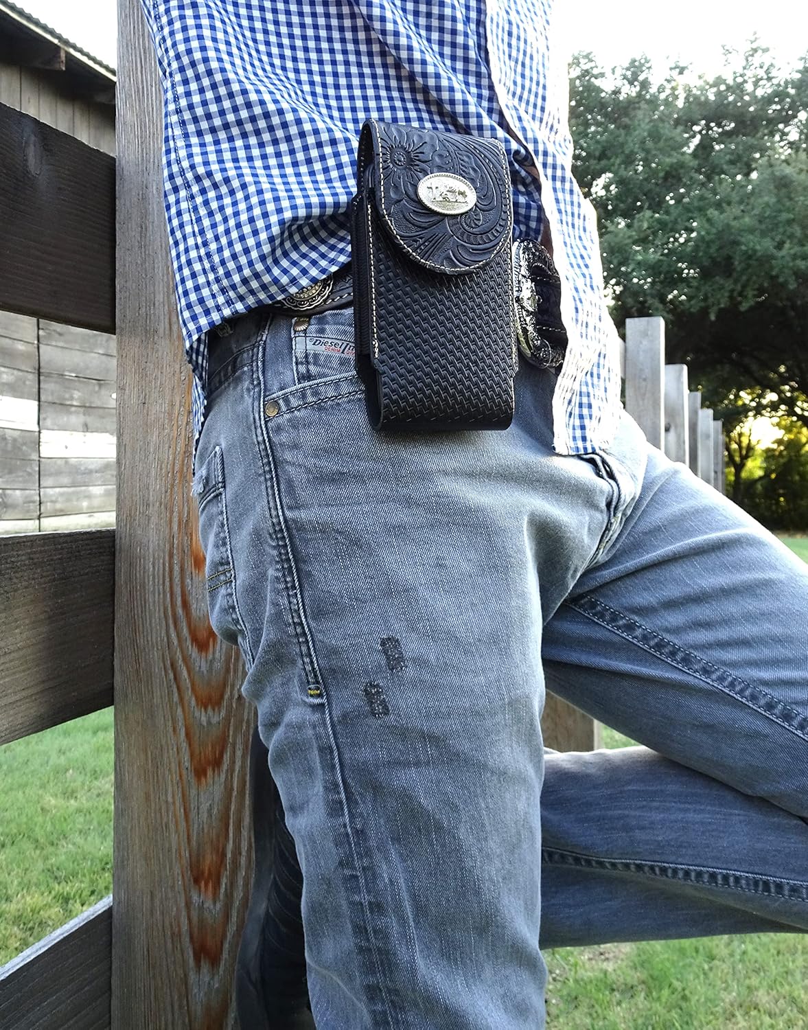 West Star – Funda universal de piel para teléfono celular, con cierre magnético, 7 x 3.25 pulgadas, 341B, caballo BK