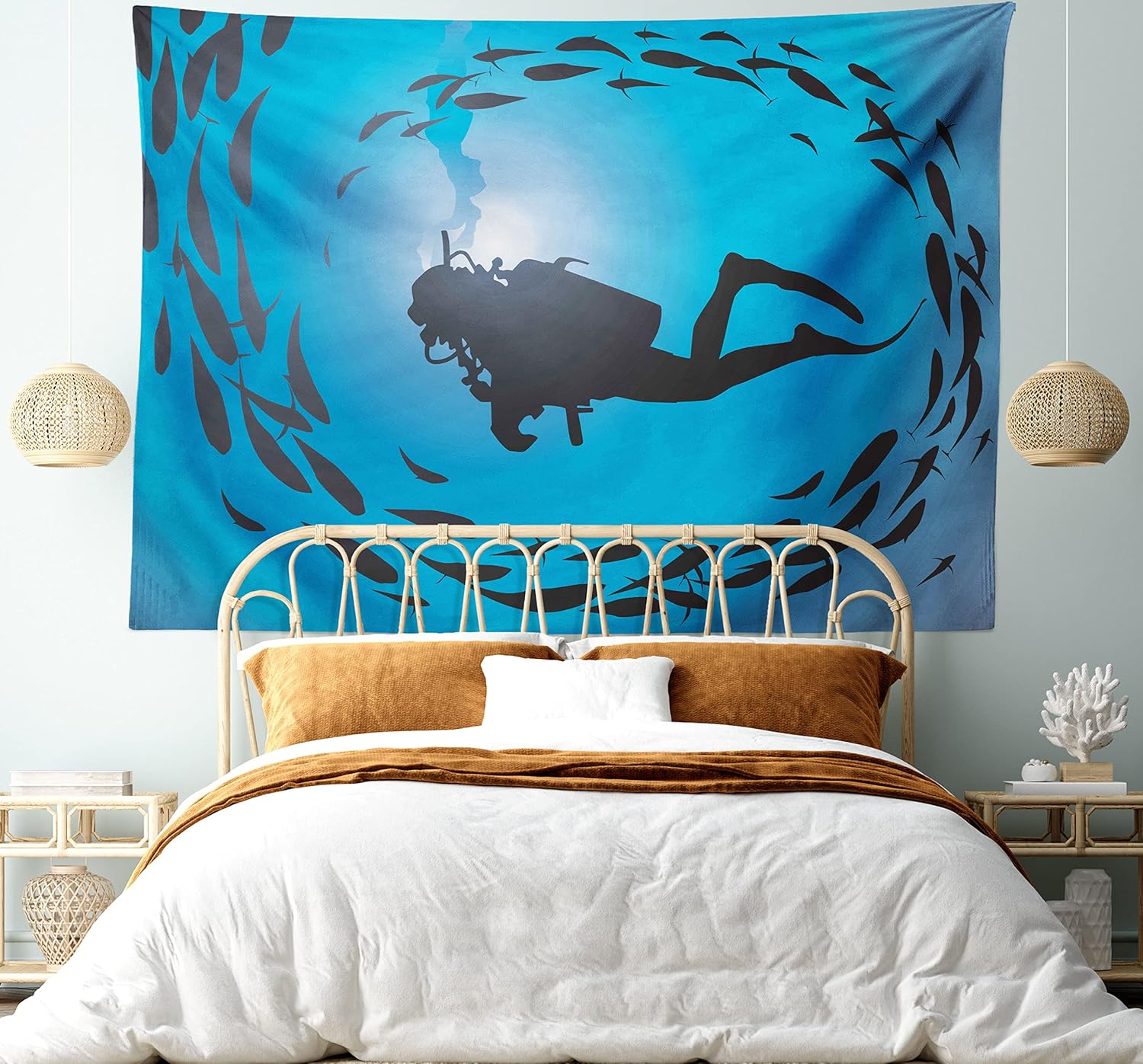 Ambesonne Tapiz bajo el mar, buceador rodeado de jamba de peces, esnórquel acuático Aqualung, colgante de pared ancho para dormitorio, sala de