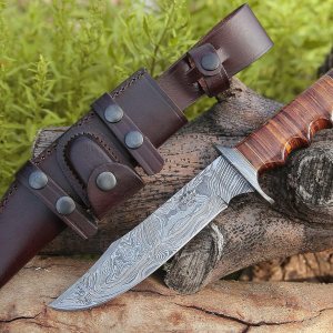 Cuchillo de caza de Damasco, cuchillo Bowie con mango de cuero apilado y funda de 12 pulgadas Cuchillo de caza de Damasco, cuchillo Bowie con mango de cuero apilado y funda de 12 pulgadas