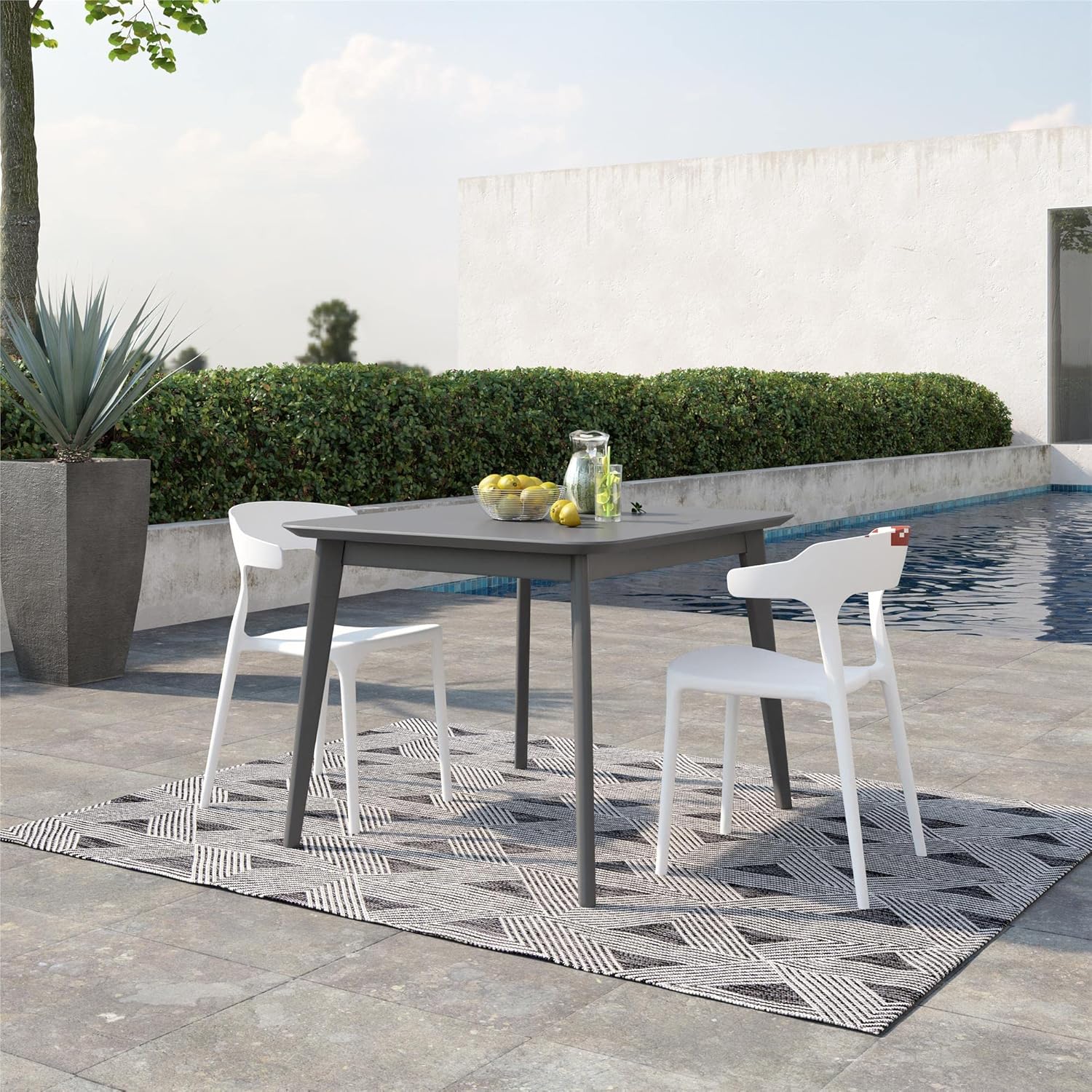 Novogratz Poolside Collection, Felix – Sillas de comedor apilables para interiores y exteriores, paquete de 2, color blanco
