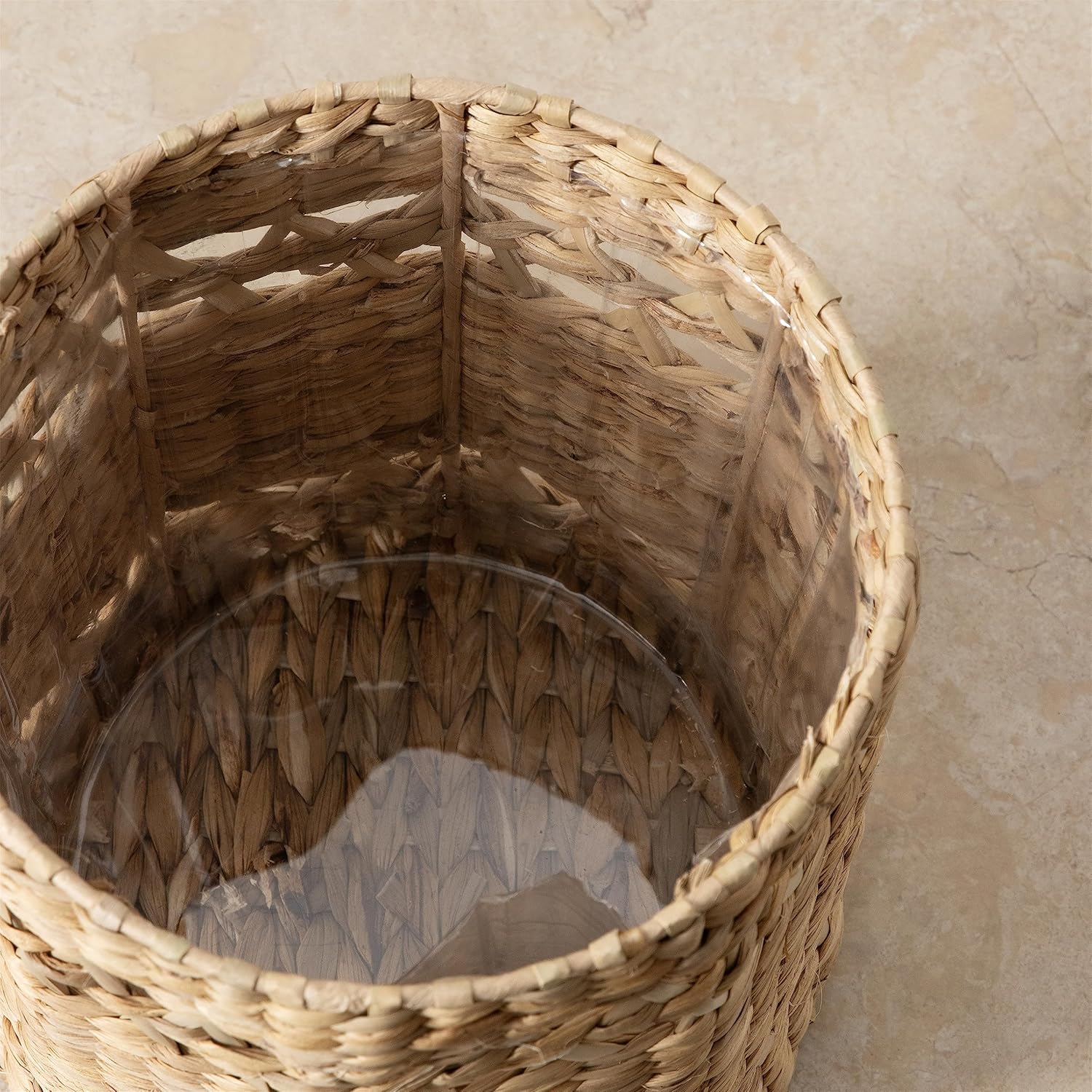 Motifeur Papelera de baño  Bote de basura decorativo de jacinto de agua tejida a mano con cubo de basura interior de plástico transparente