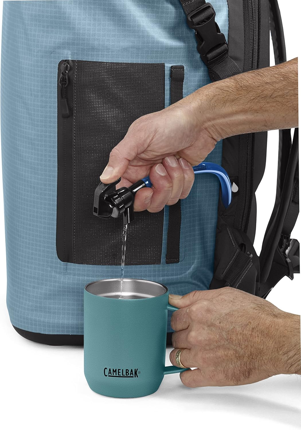 CamelBak ChillBak Pack 30 Mochila enfriadora suave y centro de hidratación – Almacenamiento de bebidas y alimentos