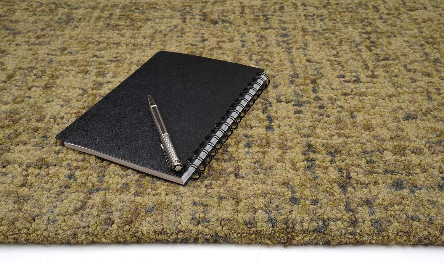 LOOMINAIRE Alfombra hecha a mano Nomad de lana dorada de fibra natural de fácil mantenimiento para sala de estar, cama, habitación familiar (2 pies