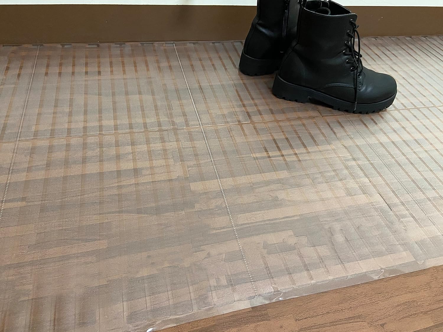 Floor Protector Collection – Alfombra protectora impermeable antideslizante con diseño transparente para interiores, para entrada, patio, pasillo, 2