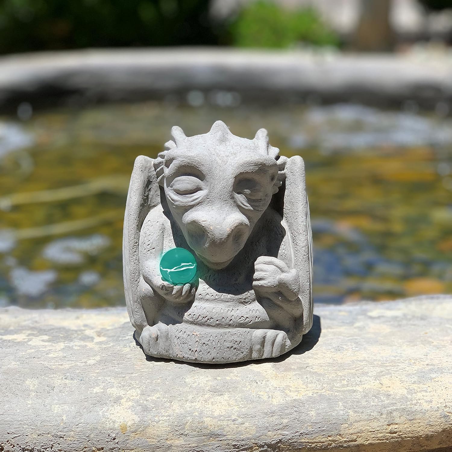 Dragón de Buda meditador con esfera zen piedra sólida y duradera. Perfecto para el hogar, jardín o regalo. Sellado para uso en exteriores. Hecho a
