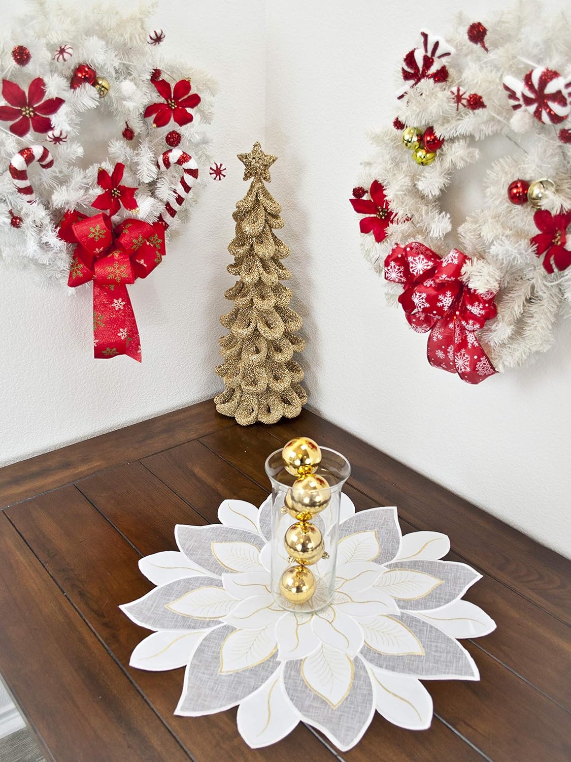 Tapete de mesa bordado de Navidad blanco y dorado con estrella de Pascua (23 pulgadas, redondo)