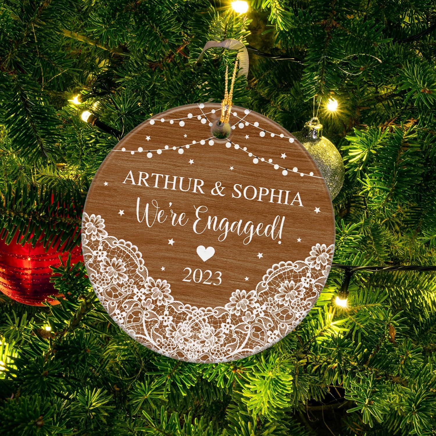 Adorno de compromiso para aniversario de Navidad, nombres personalizados y adorno de compromiso del año 2023, regalos de recuerdo de cerámica para