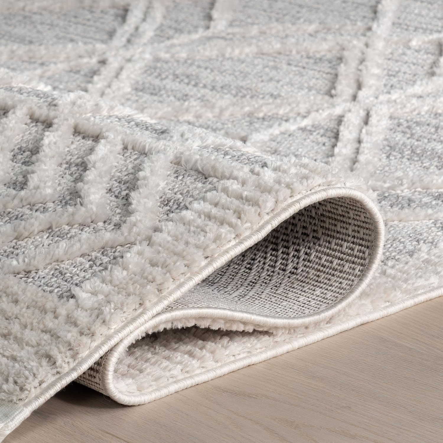 nuLOOM Ansley – Alfombra marroquí ovalada de 7 x 9 con borlas, gris claro, diseño bohemio con textura alta-baja, pelo alto de felpa, resistente a
