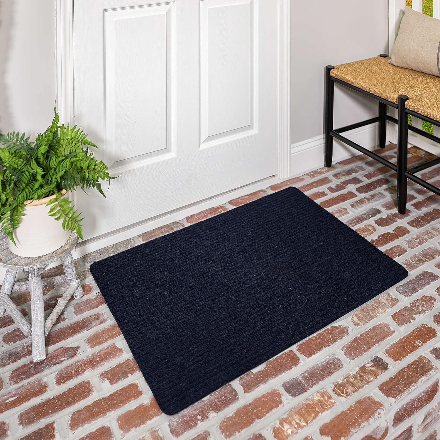 Mohawk Home Tapete utilitario azul marino sólido (2 x 3 pies), perfecto para garaje, entrada, porche y cuarto de servicio