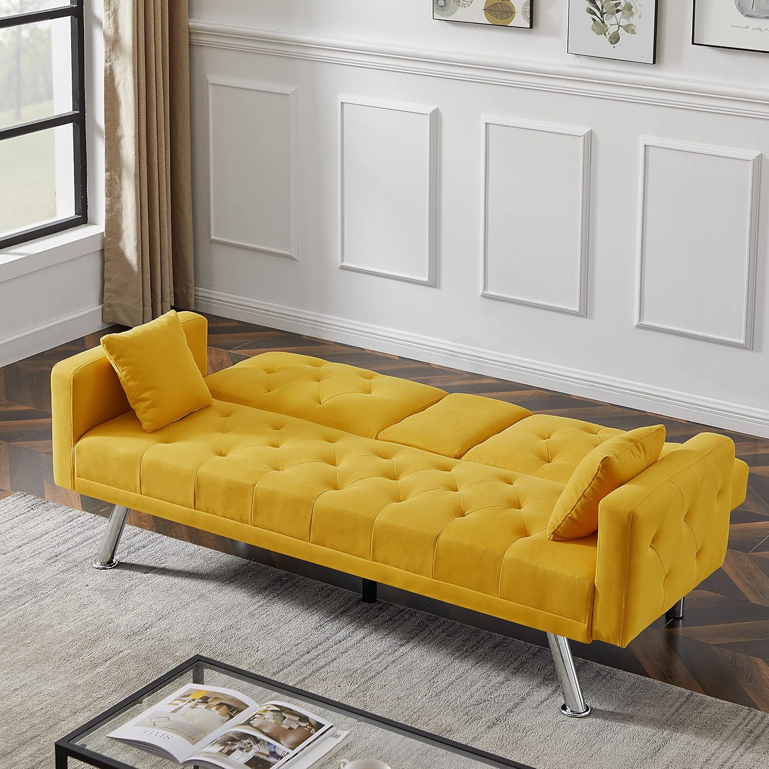 Cama futón plegable convertible tapizada de lino, sofá biplaza capitoné con botones, espacio de vida compacto, apartamento, dormitorio, habitación