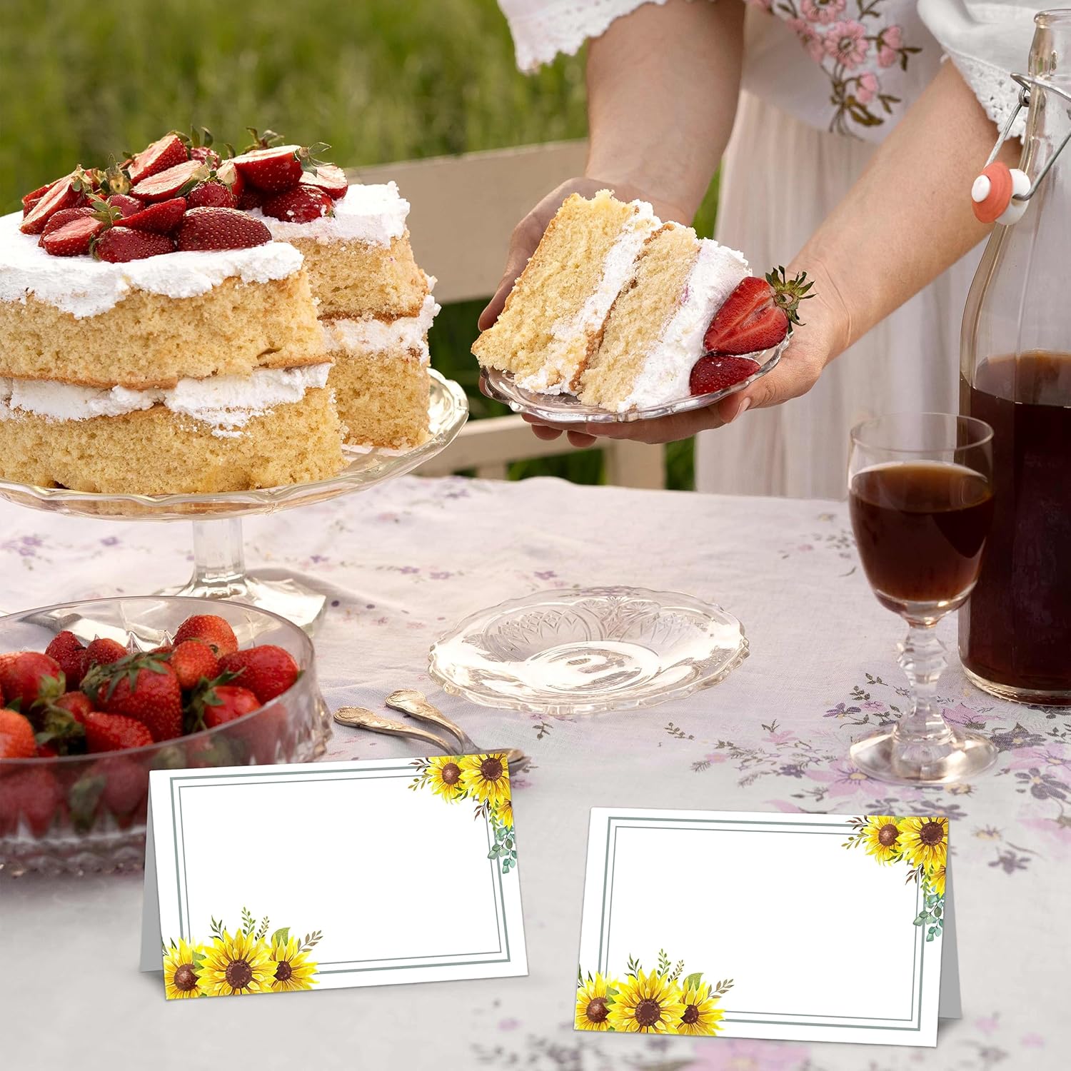 Tarjetas de lugar de girasol para colocar la mesa, 25 tarjetas de lugar con nombre de media pliegue, tarjetas estilo tienda de campaña para