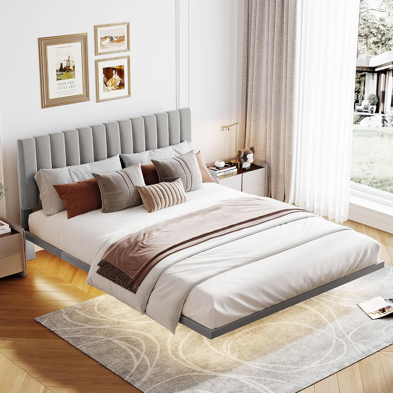 Merax Base de cama tapizada de terciopelo flotante tamaño Queen con sensor de luz y cabecero para adolescentes y adultos, color gris
