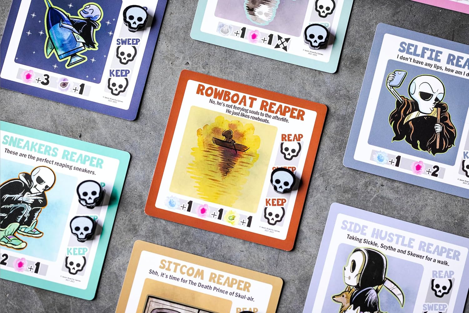 Juego de cartas Reap  Un juego espeluznante y lindo de la estrategia de robo de almas de la parca  A partir de 14 años  2-4 jugadores