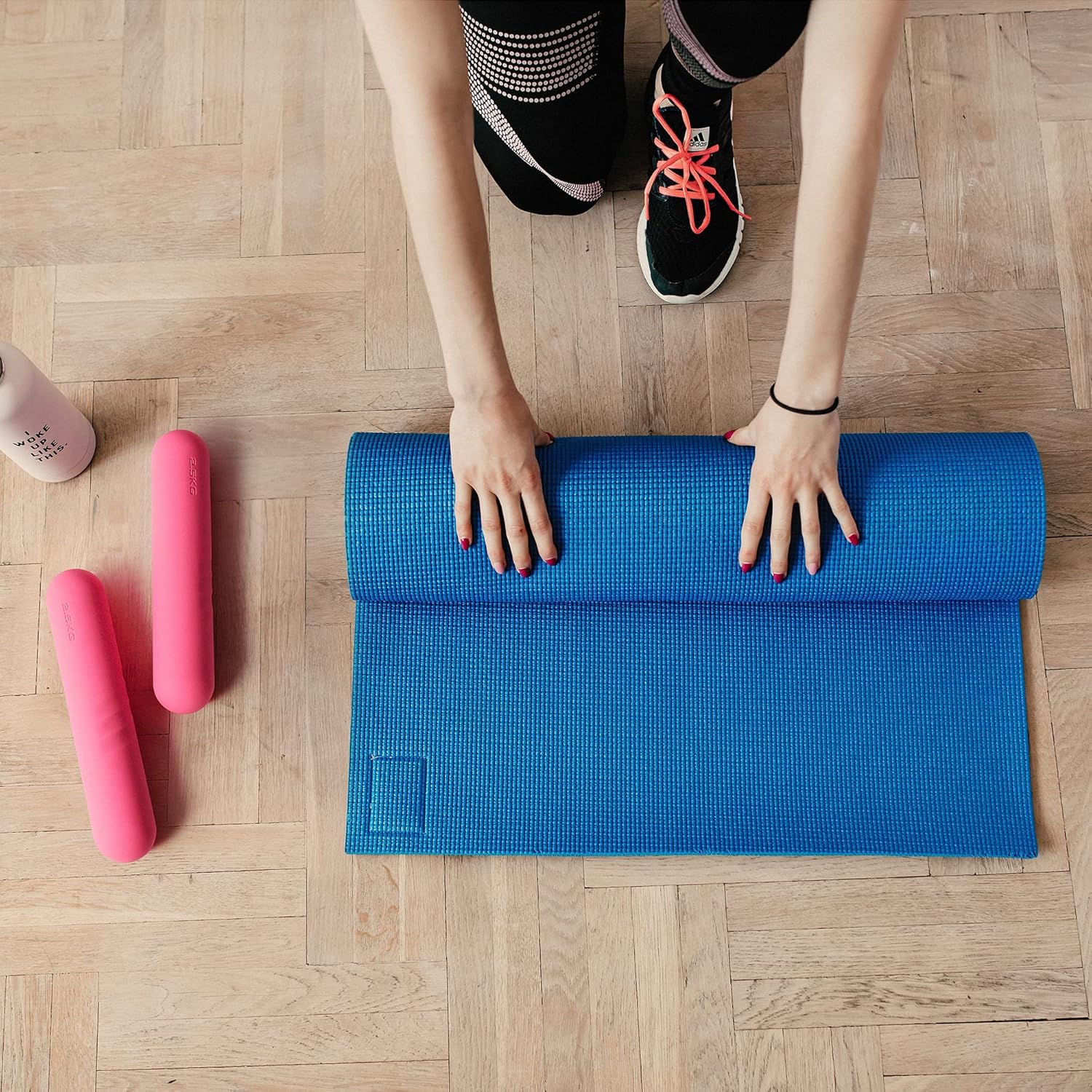 Juego de 2 bonitas mancuernas de silicona para ejercicio y fitness en casa, equipo de gimnasio en casa, entrenamiento de fuerza, pesas libres para