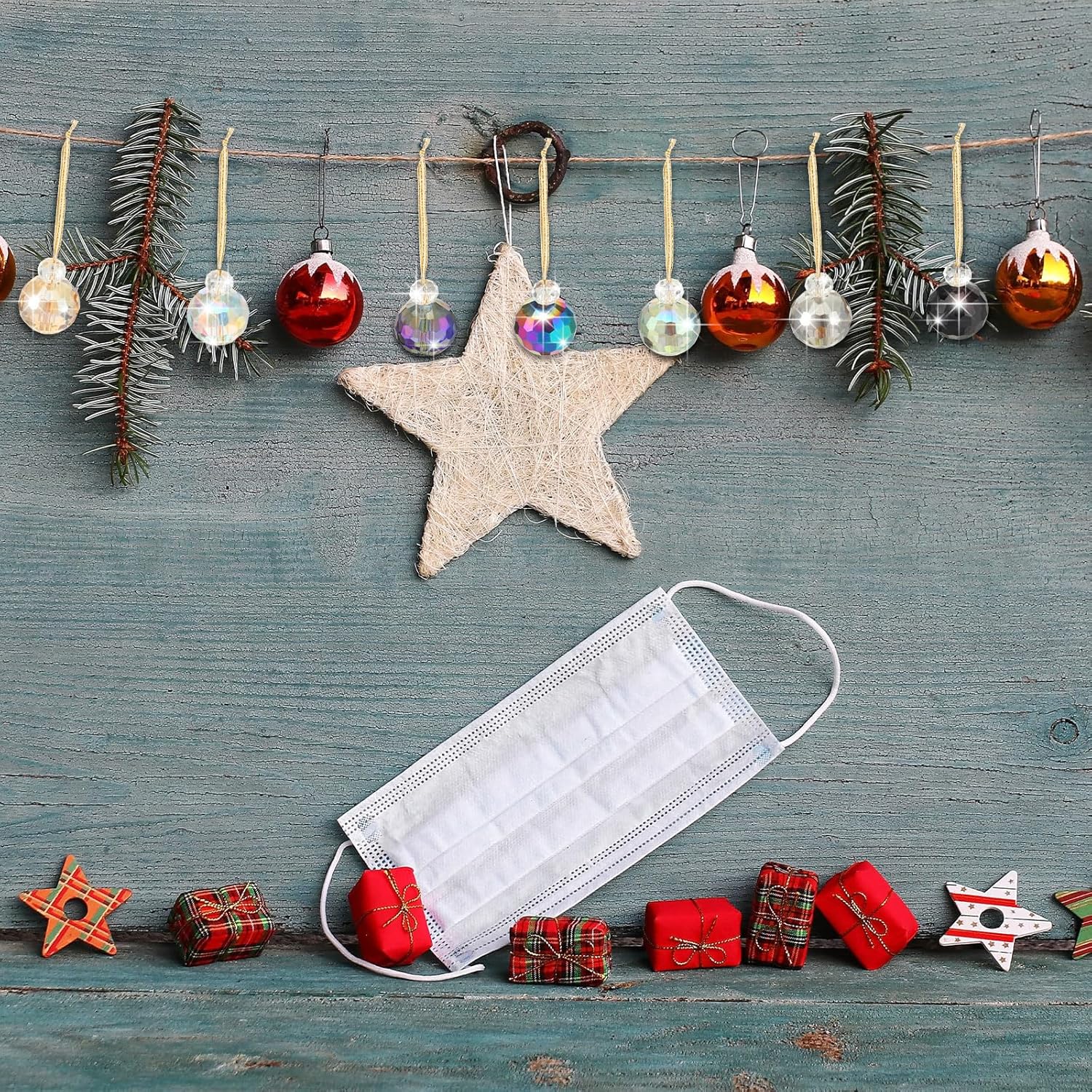 Zhehao 24 adornos de cristal de Navidad para decoración de árboles, mini esferas de cristal multicolor para colgar, prisma de 0.87 pulgadas, bolas