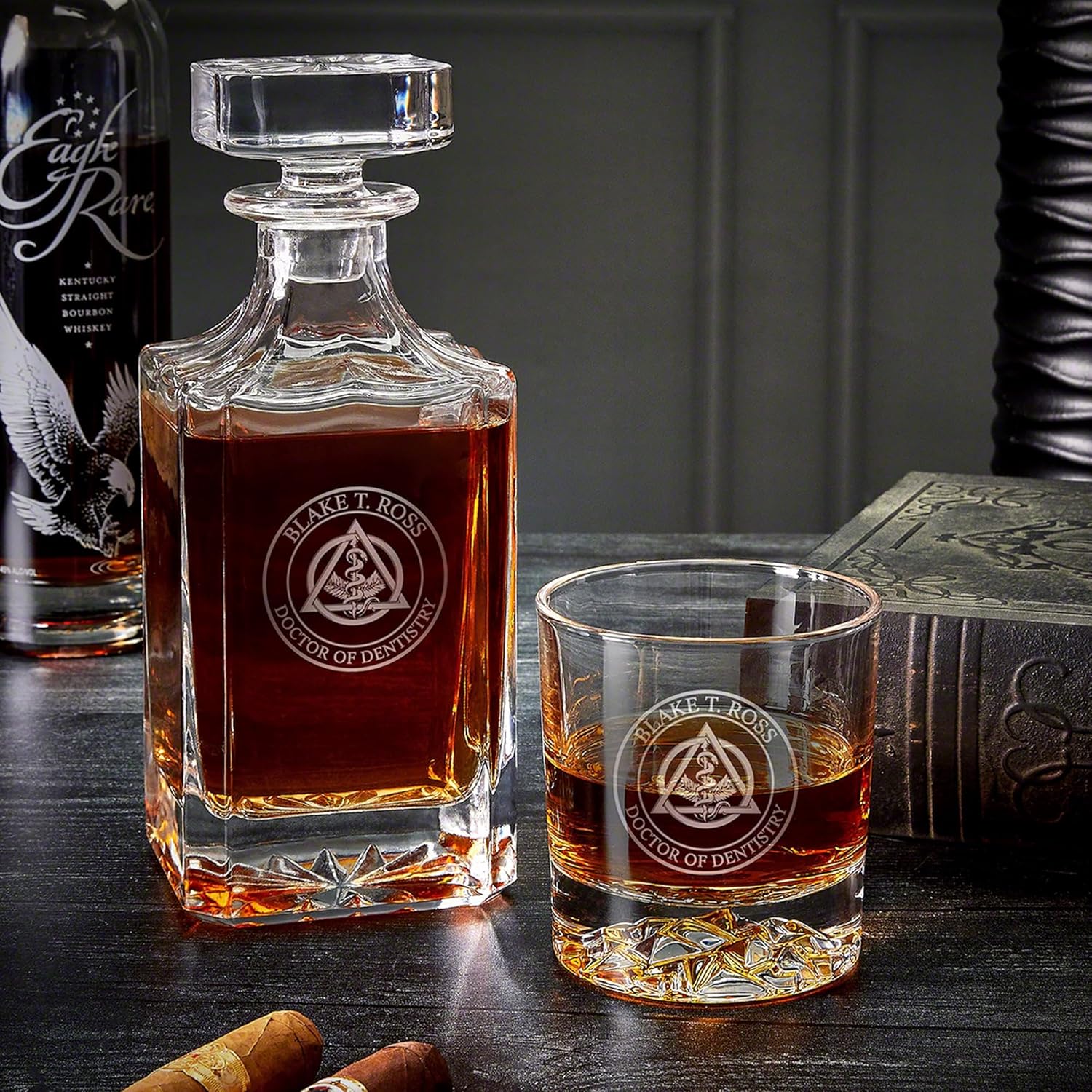Regalos para dentistas grabados, decantador de whisky, juego de caja de lujo, 7 piezas de escudo dental