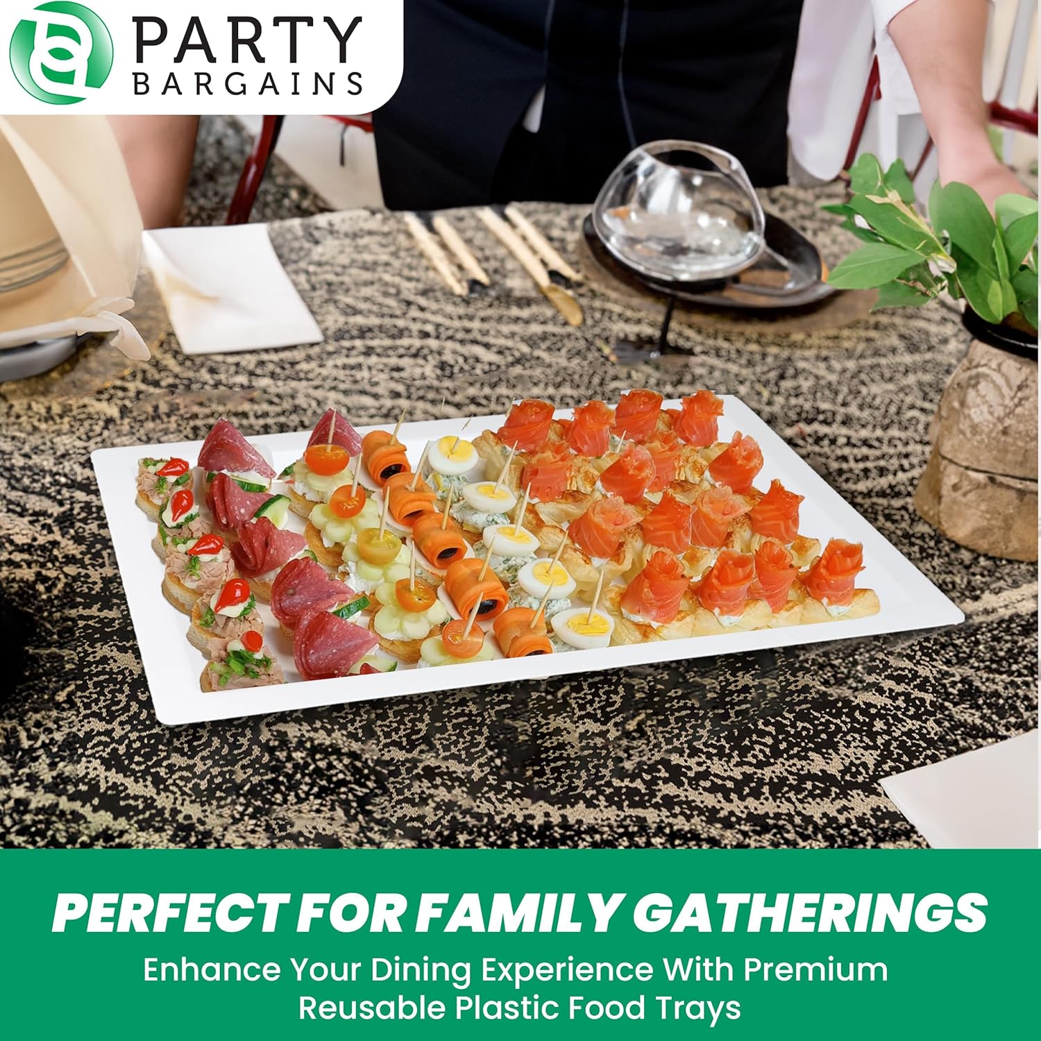 PARTY BARGAINS Bandejas de plástico para servir de 16 x 11 pulgadas, paquete de 8 bandejas desechables de plástico blanco, excelentes para bodas,