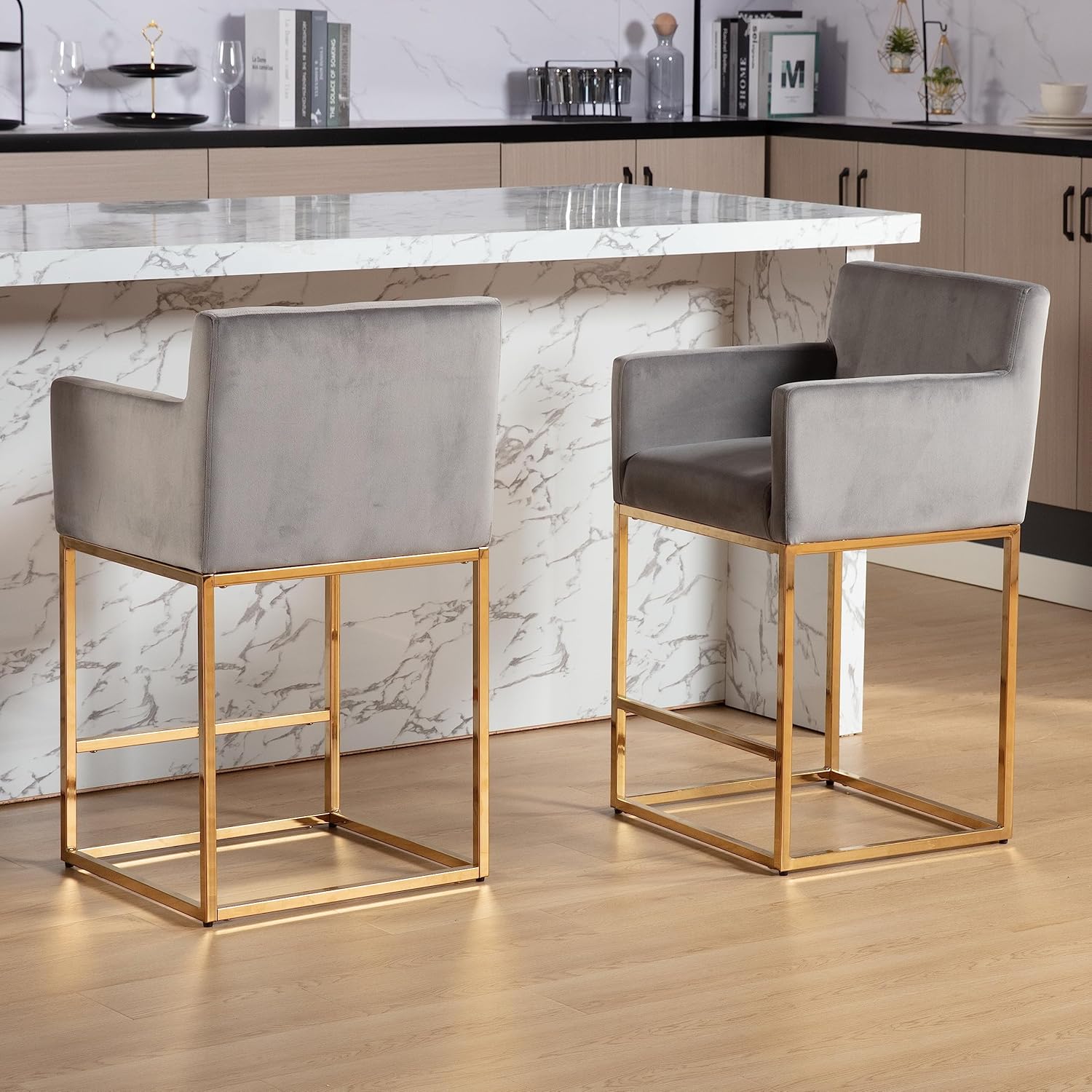 Juego de 2 taburetes de bar tapizados de tela de terciopelo con respaldo y brazos, sillas de bar de metal, taburetes de cocina para isla, bar en