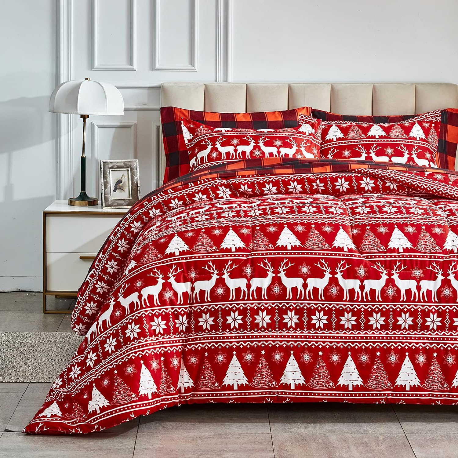 Juego de edredón de 7 piezas de cama en una bolsa, diseño de ciervo rojo con copos de nieve, tamaño Queen, estilo festivo, suave y reversible (1