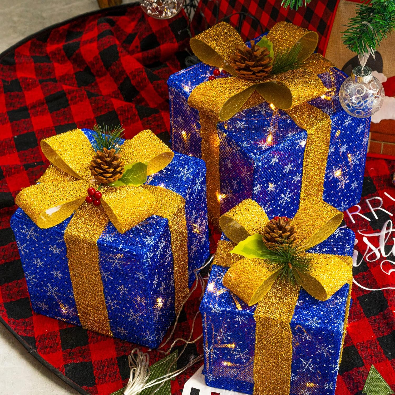 FUNPENY Set of 3 Christmas Lighted Gift Boxes, 50 LED Christmas Box Decorations, Presents Boxes with Ribbon Bows for Xmas Tree, Yard, Home, Indoor