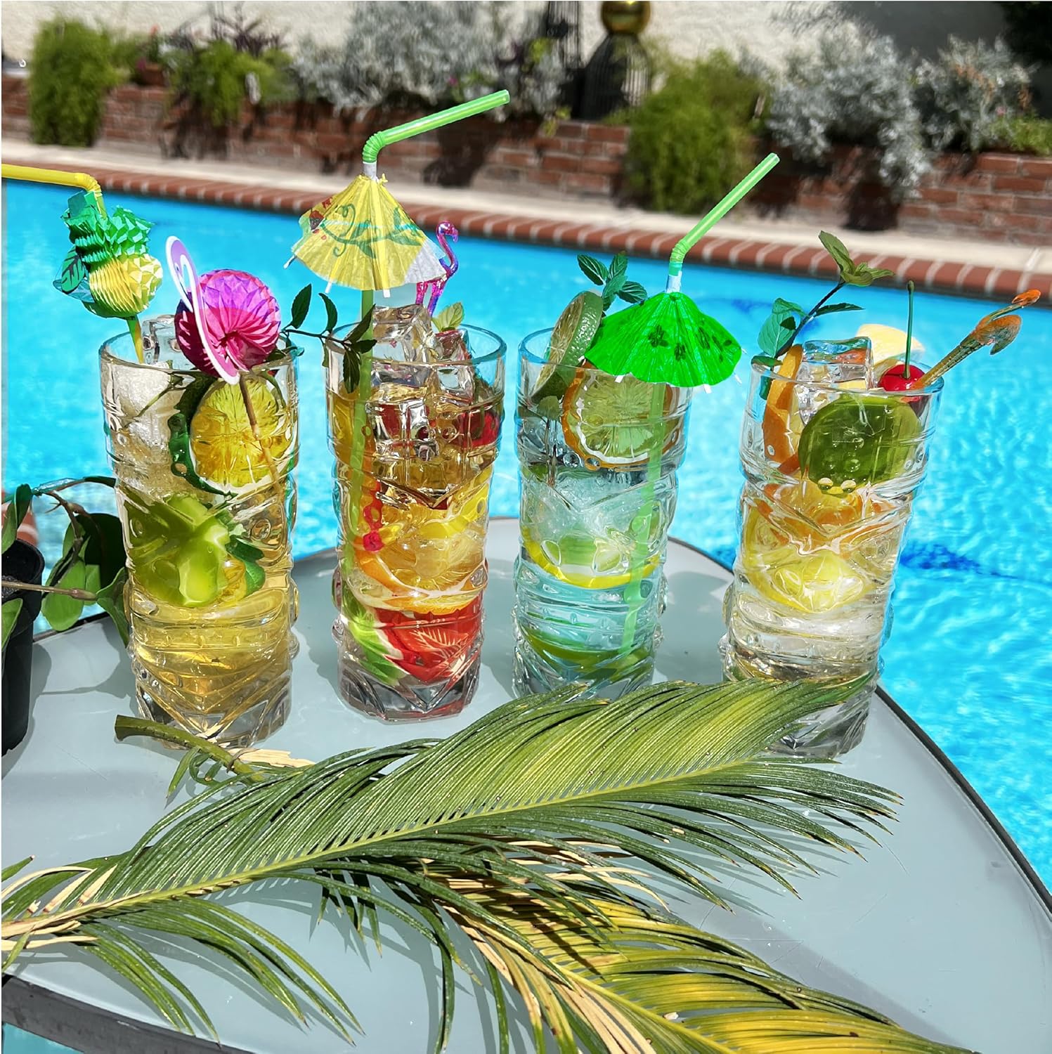 Lily’s Home Juego de 4 vasos Tiki  Ideal para cócteles exóticos, Highball  Juego único de vasos Tiki Bar y Bar de cocina, juego de vasos de vidrio y