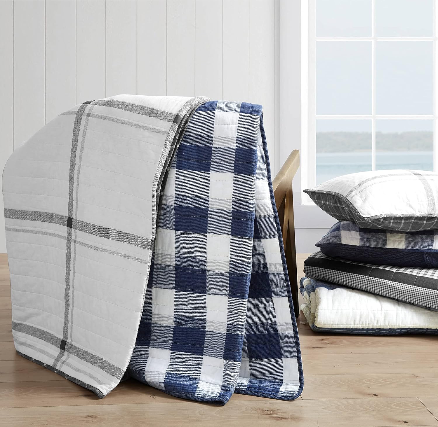 Nautica – Juego de edredón tamaño King, ropa de cama de algodón para todas las estaciones, ligero y reversible (Norridge NavyWhite, King)